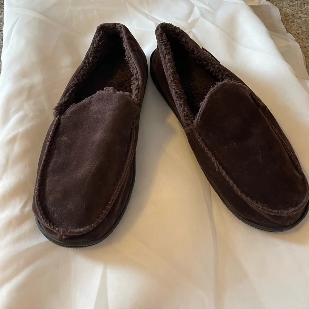 Men's MUK LUKS Brown Eric Memory Foam Moccasin Slippers Brown-Medium(10/11)
